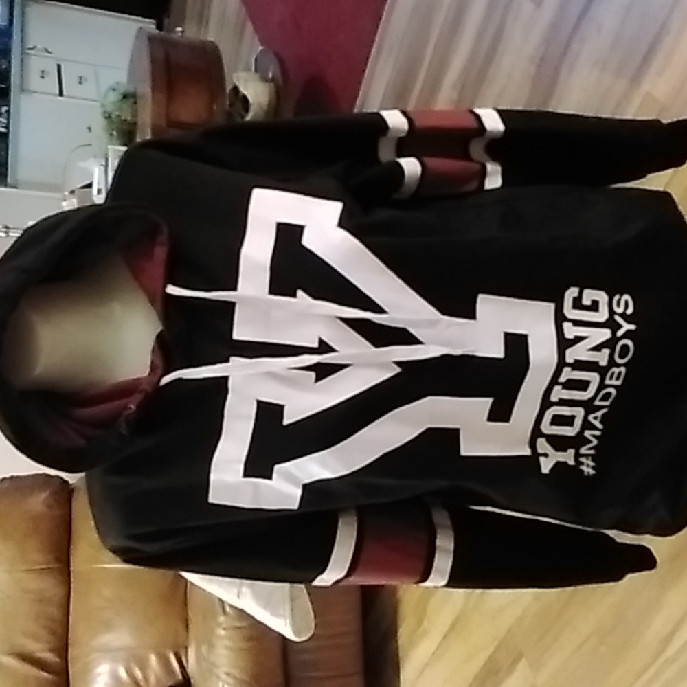 MADBOYS JOGGER/SWEAT SET, NWOT, WARM WITH HOODIE, BOTH DRAW STRING